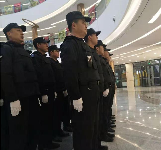 關(guān)于襄陽活動保安服務(wù)如何做好現(xiàn)場的安全工作，這里有介紹！