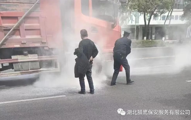 當(dāng)保安人員提供門衛(wèi)服務(wù)的時候，這2點要注意！